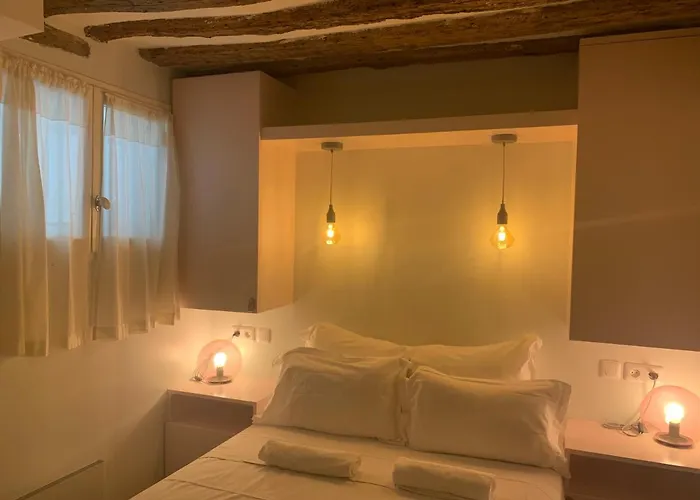 Heart Of Saint-germain Cozy 2br For 5 Aldaro