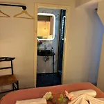 Heart Of Saint-germain Cozy 2br For 5 Aldaro Апартаменты Париж
