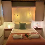 Heart Of Saint-germain Cozy 2br For 5 Aldaro Париж