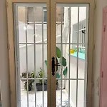 Heart Of Saint-germain Cozy 2br For 5 Aldaro * Париж