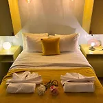 Апартаменты Heart Of Saint-germain Cozy 2br For 5 Aldaro
