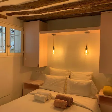 6 Saint Germain Seine *