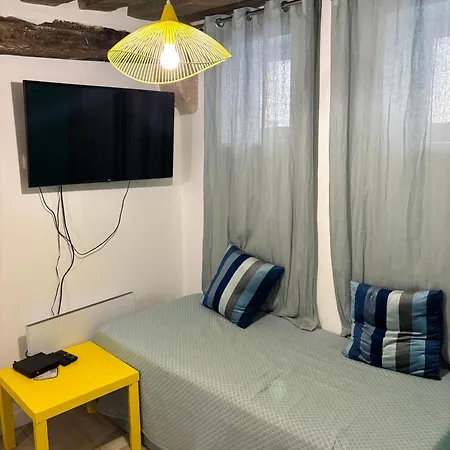 Heart Of Saint-germain Cozy 2br For 5 Aldaro