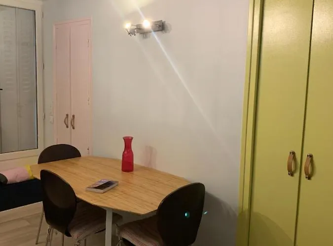 Heart Of Saint-germain Cozy 2br For 5 Aldaro *
