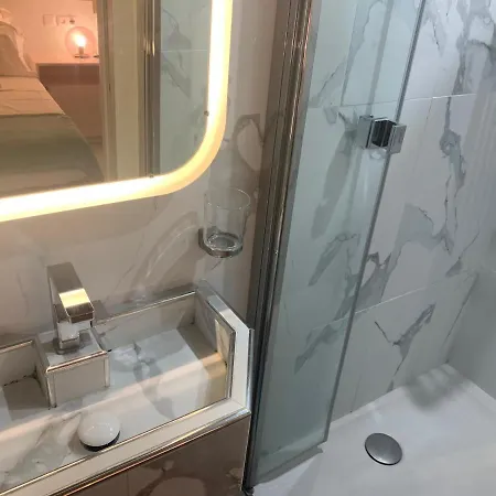 6 Saint Germain Seine Apartman *